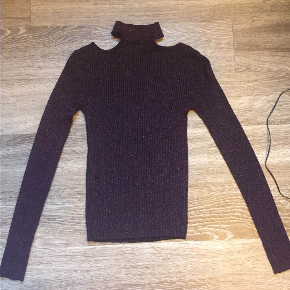 💋2 for $20!💋 Sparkly H&M Long Sleeve with Choker